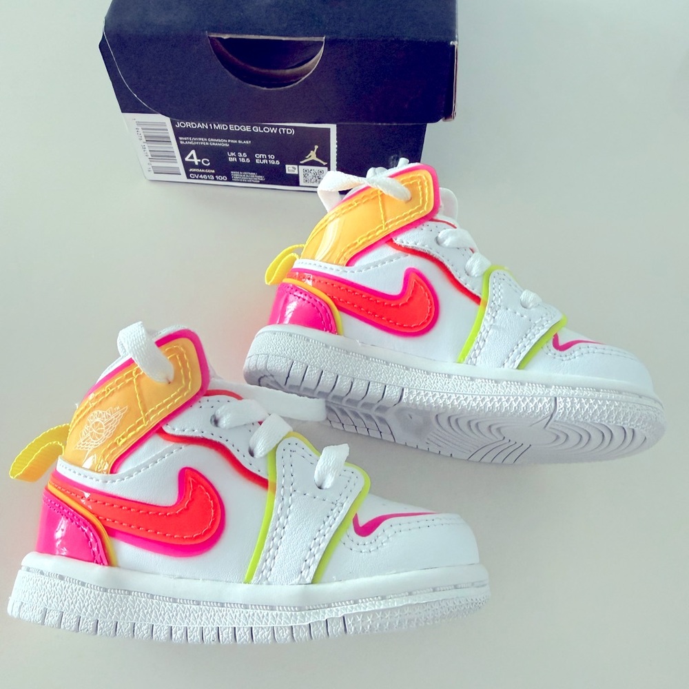 Toddler Nike Jordan 1 Mid Edge Glow shoes